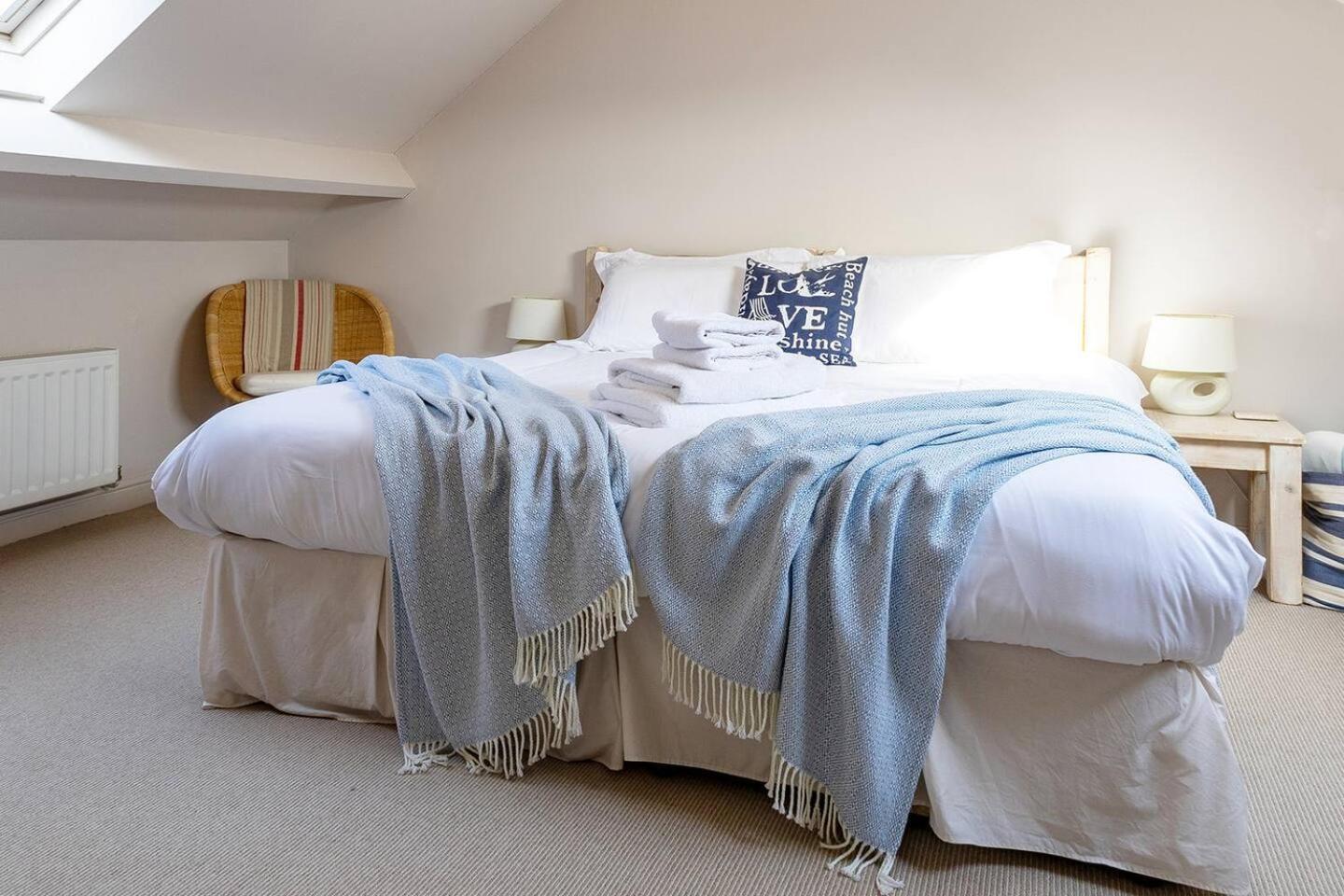 Holiday home Turnerdale Cottage, Nr Whitby, Sleeps 6, Dogs *