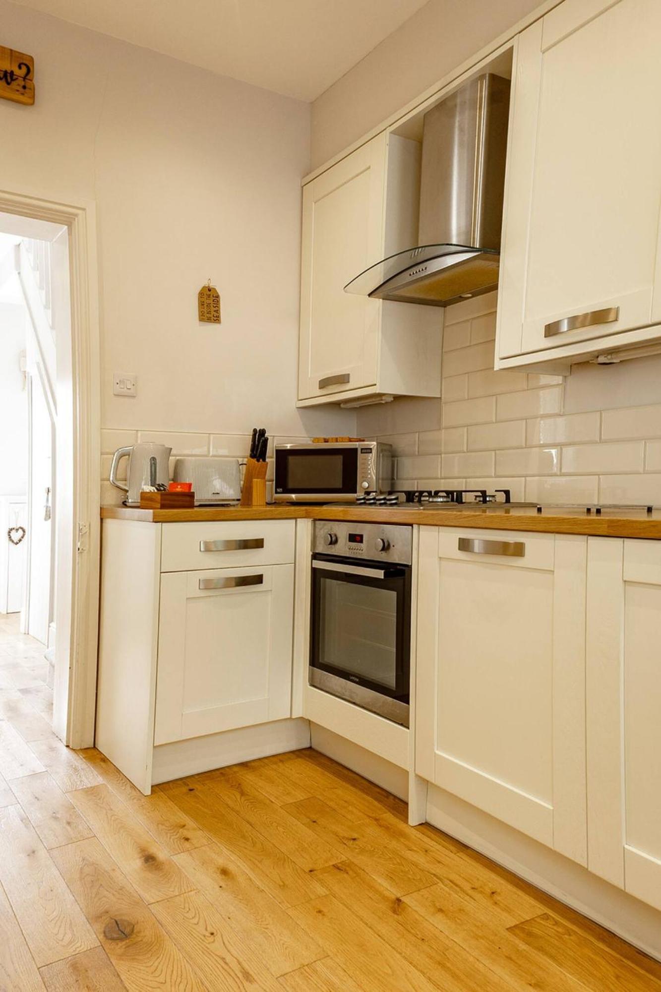 Turnerdale Cottage, Nr Whitby, Sleeps 6, Dogs * Whitby