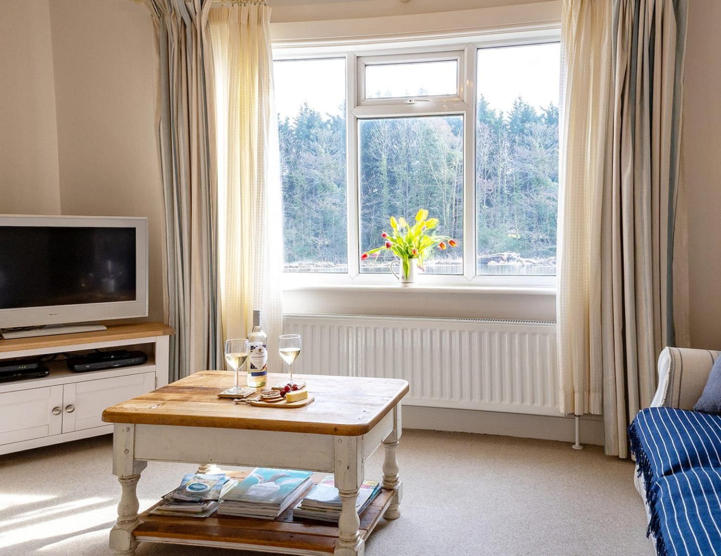 Holiday home Turnerdale Cottage, Nr Whitby, Sleeps 6, Dogs *