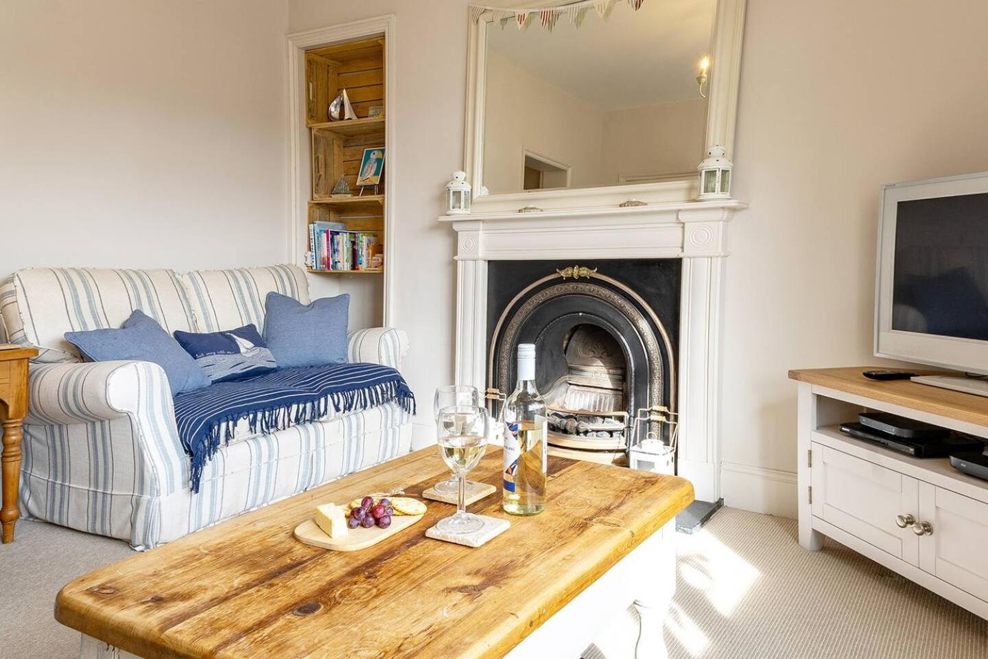 Turnerdale Cottage, Nr Whitby, Sleeps 6, Dogs Holiday home Whitby