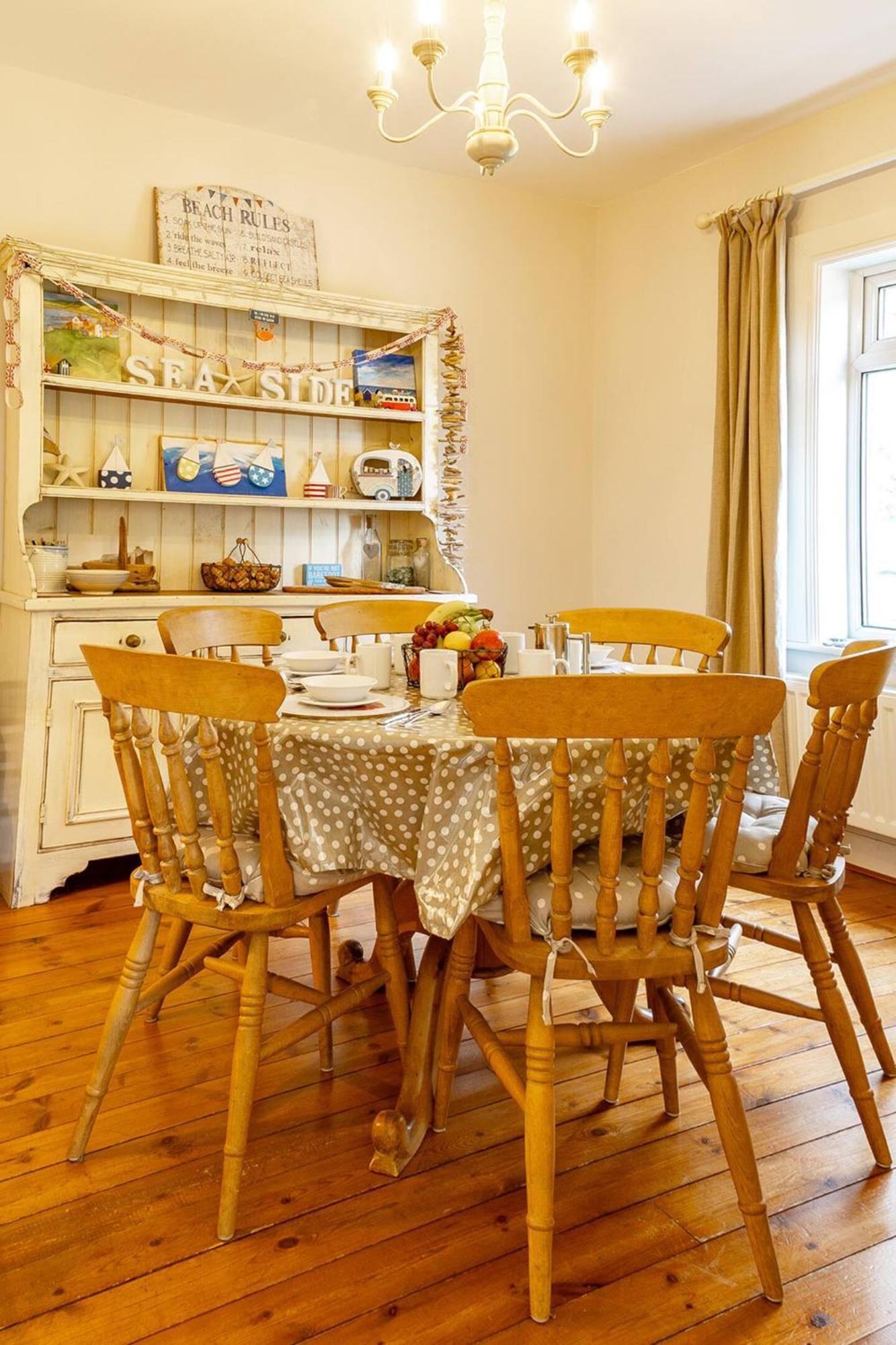 Turnerdale Cottage, Nr Whitby, Sleeps 6, Dogs